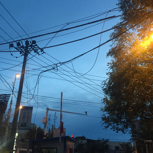 我可以设在姐姐脚下吗
